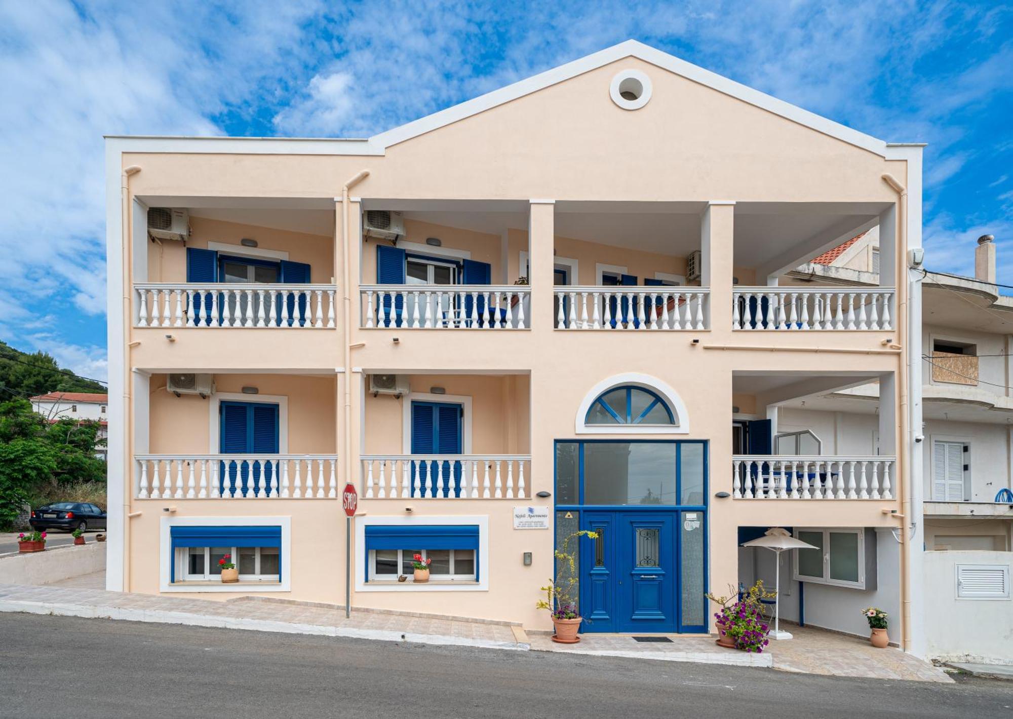 Nefeli Apartments Ajía Effimía Kültér fotó