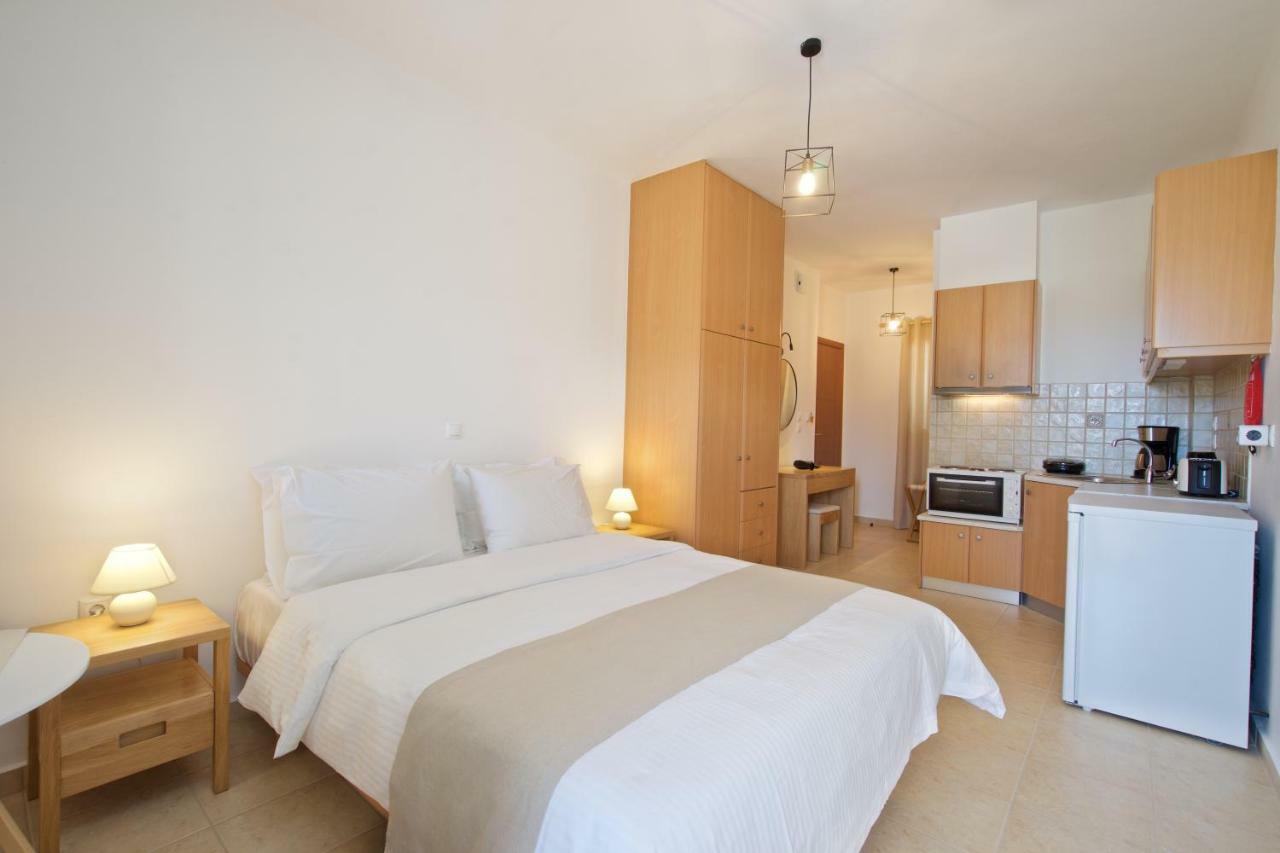 Nefeli Apartments Ajía Effimía Kültér fotó